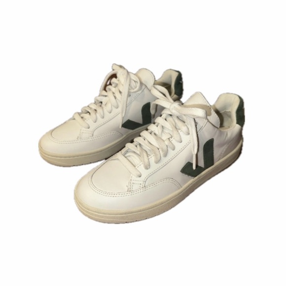 Veja V-12 - Picture 2 of 5